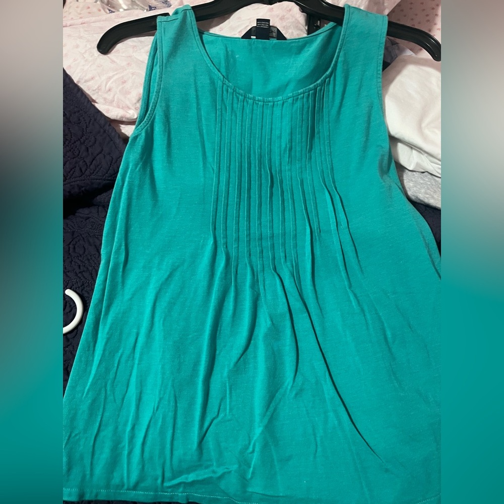Lands Ends White tank top blouse
